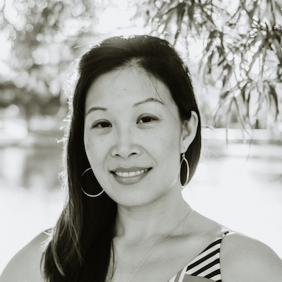 lauren mark headshot